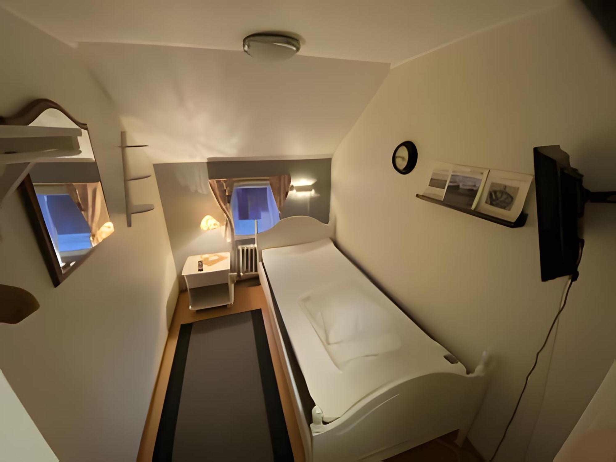 Malmkopings Bad & Camping Hotel Quarto foto